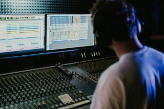 Audiobank : la bibliothèque audio libre de droits pour vos créations